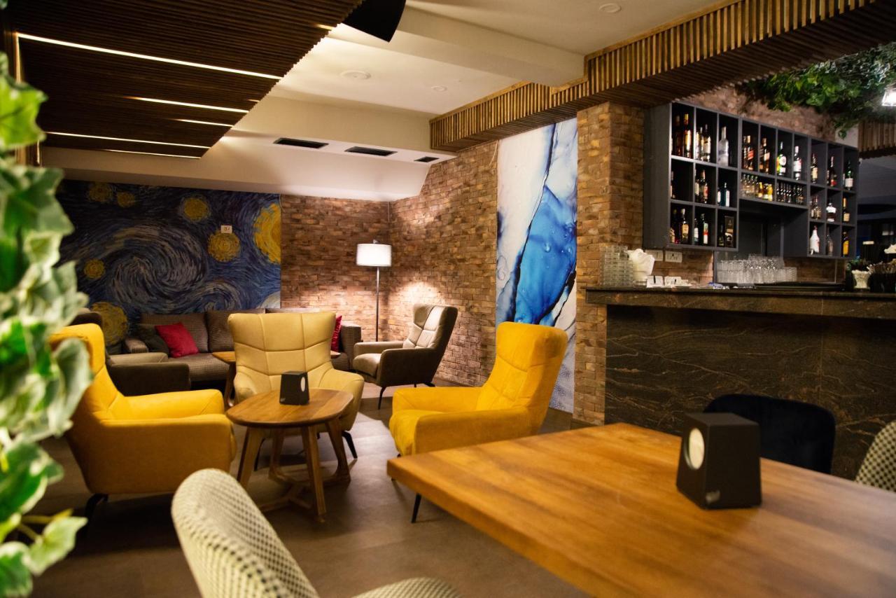Kočani Hotel City In מראה חיצוני תמונה