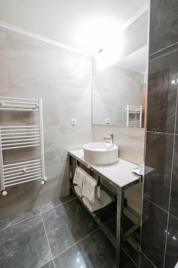 Kočani Hotel City In מראה חיצוני תמונה